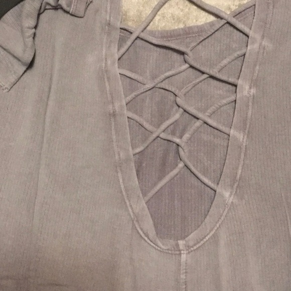 Lavender/gray lattice strap back longer length top - Picture 8 of 8